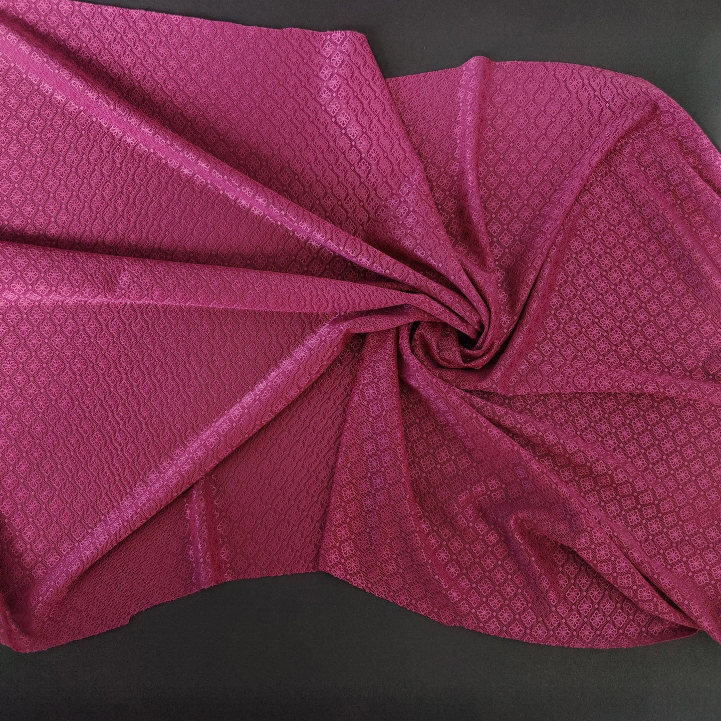 Powernet, stretch mesh. Color direction: berry, raspberry IDpwx8