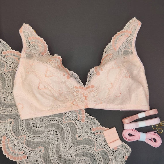 Sewing kit for bralette Vanessa / sewing package with <tc>lace</tc> peach/salmon pink IDvx21